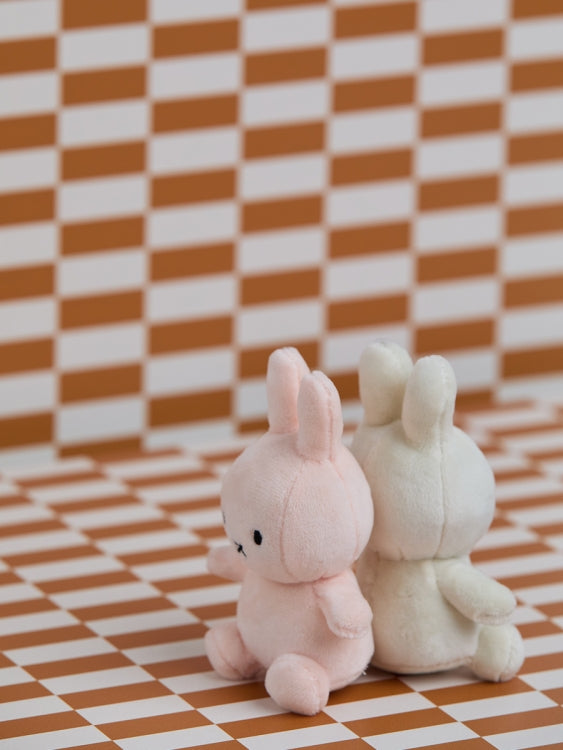 Lucky Miffy Sitting in giftbox Rosa - Bon Ton Toys