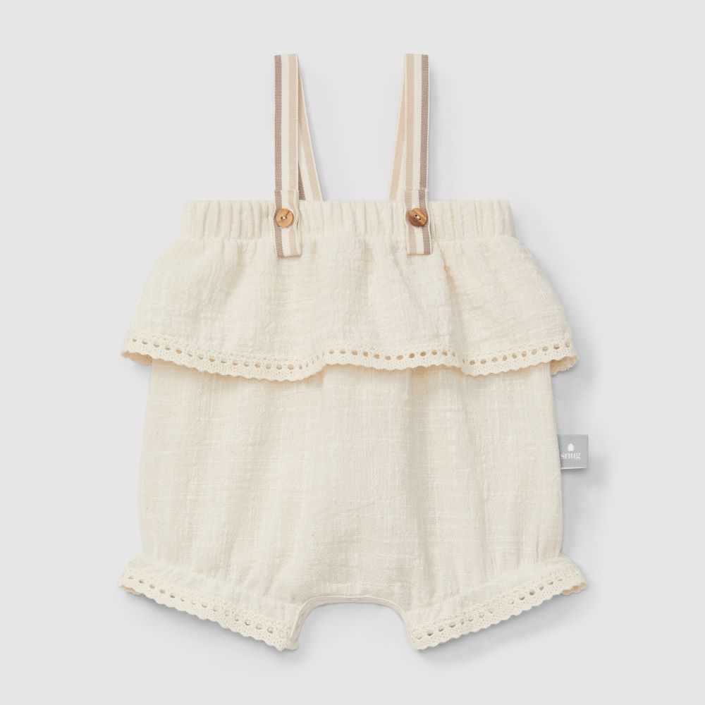 Fofo com detalhes de folho com renda - Snug