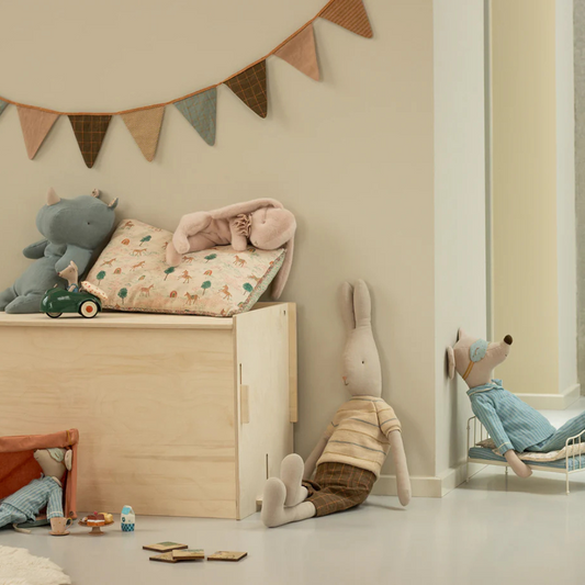 Coelho de Calças e Camisola de Malha Size 5 - Maileg