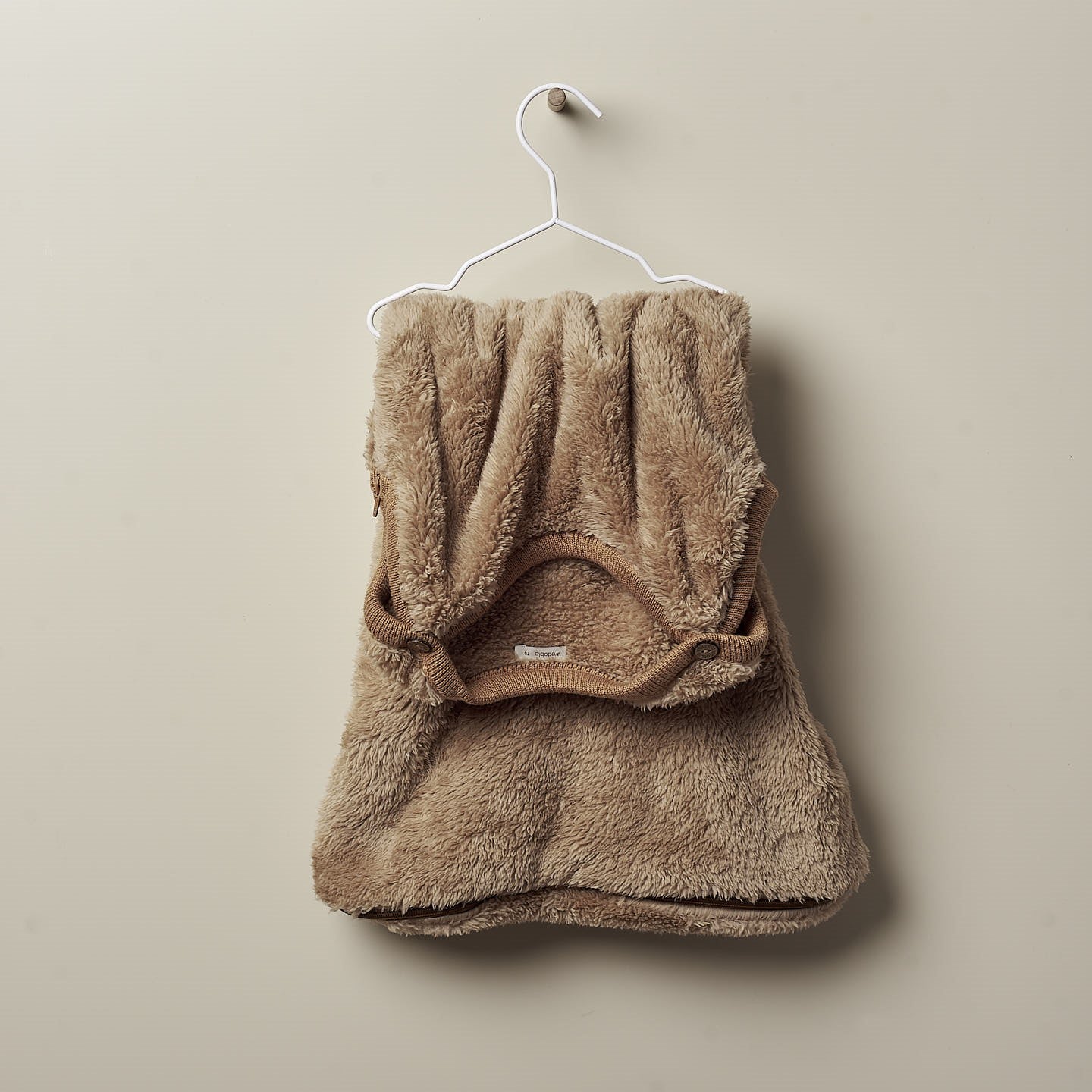 Sac douillet avec extérieur en fourrure | BON HIVER - Wedoble