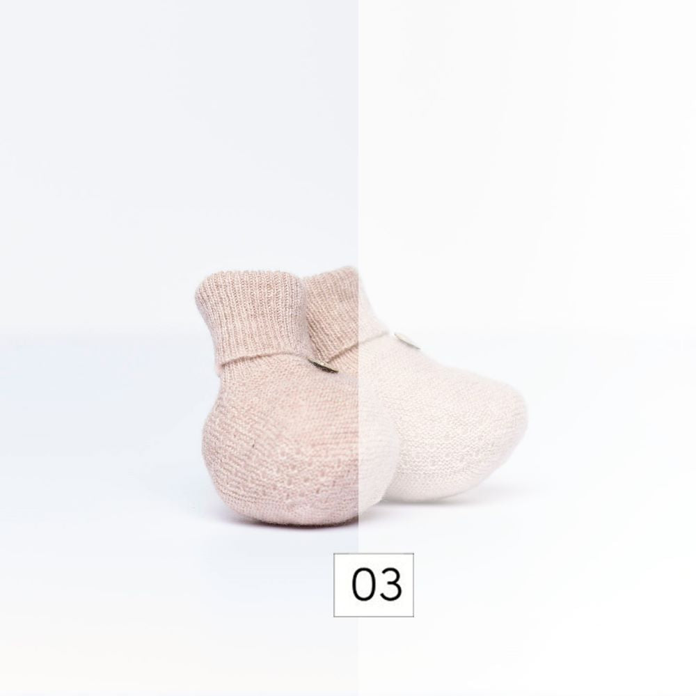 Carapins tricotados em lã merino e caxemira Pérola | LITTLE LOVE - Wedoble