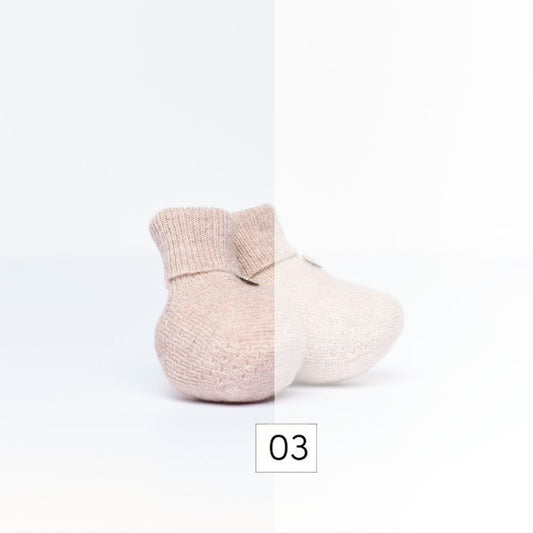 Carapins tricotados em lã merino e caxemira Pérola | LITTLE LOVE - Wedoble