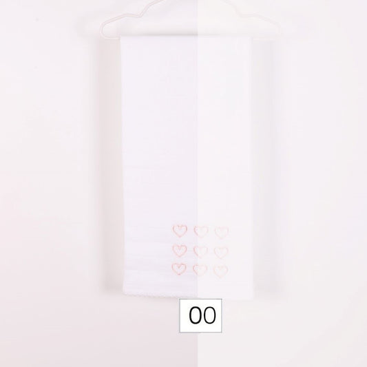 Fralda de pano bordada com pequenos corações | WINTER STORIES - Wedoble