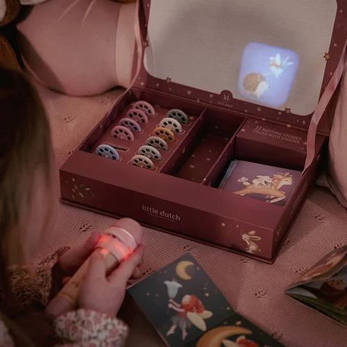 Lanterna Projector de Histórias Rosa - Little Dutch