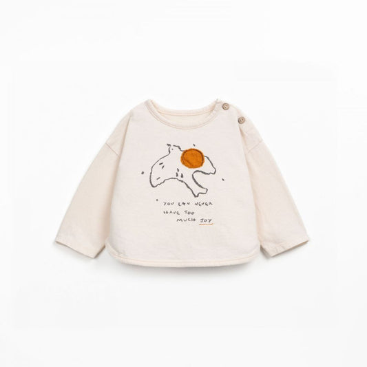 Longsleeve com desenho à frente e abertura no ombro - Play Up