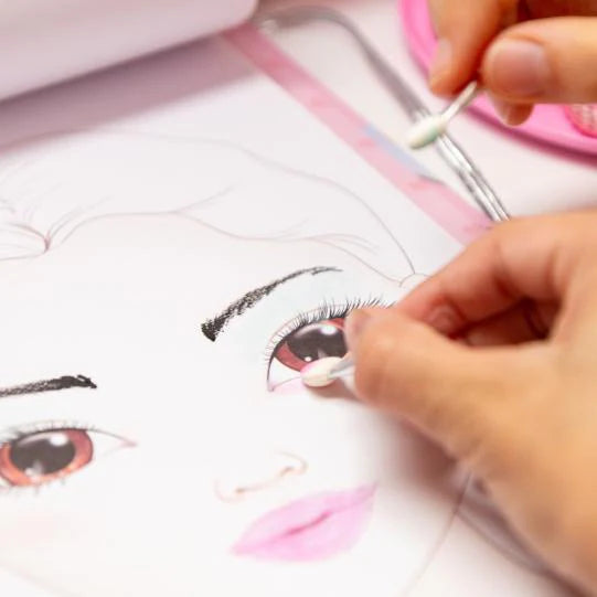 Make Up Studio - TopModel