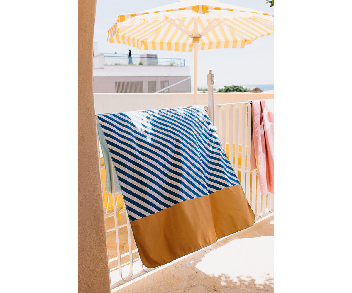 Toalha de Praia em Microfibra Stripes - Monnëka