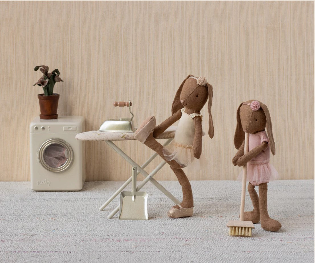 Miniature Broom set - Maileg