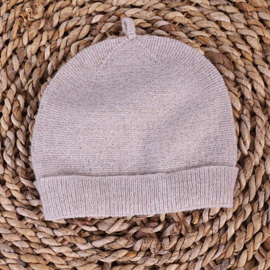 Gorro tricotado em lã merino e caxemira Beije | LITTLE LOVE - Wedoble