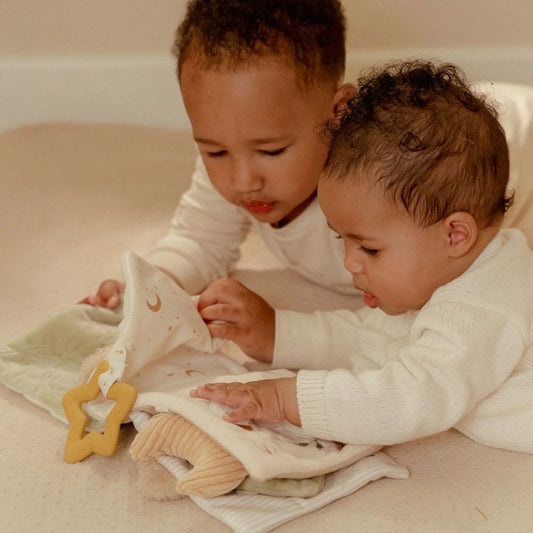 Livro de Actividades Fofinho Newborn Naturals - Little Dutch